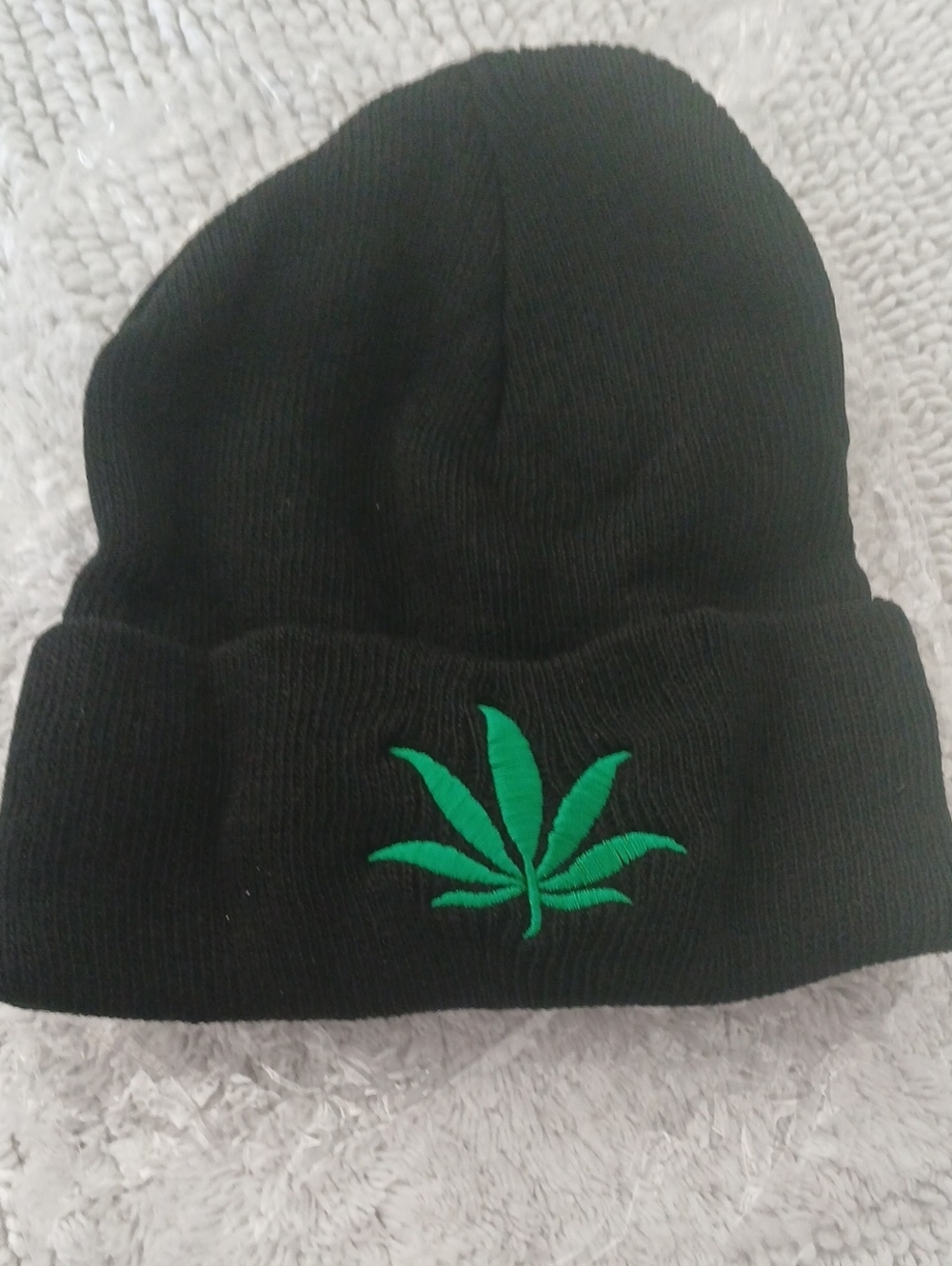 Green Leaf Medical Beanie..nwt